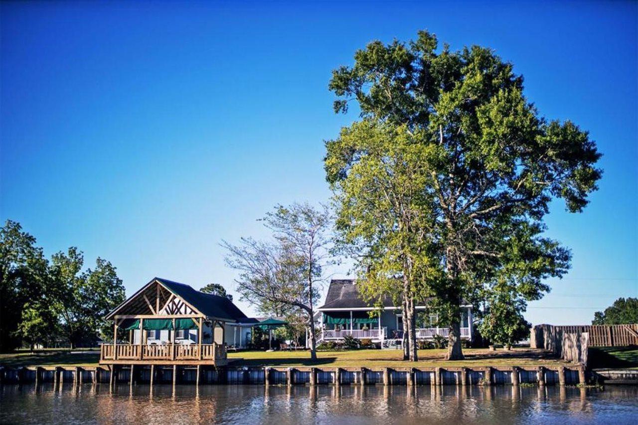 A Chateau On The Bayou Bed & Breakfast Raceland Exterior foto