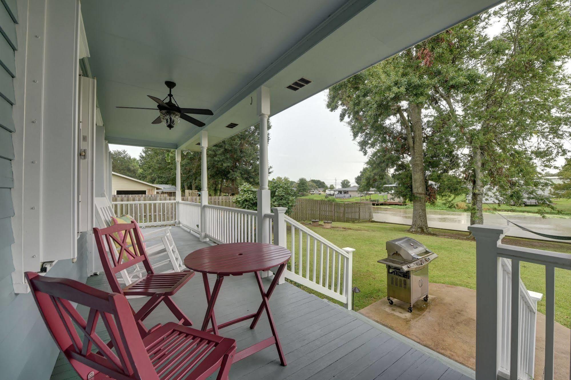 A Chateau On The Bayou Bed & Breakfast Raceland Exterior foto